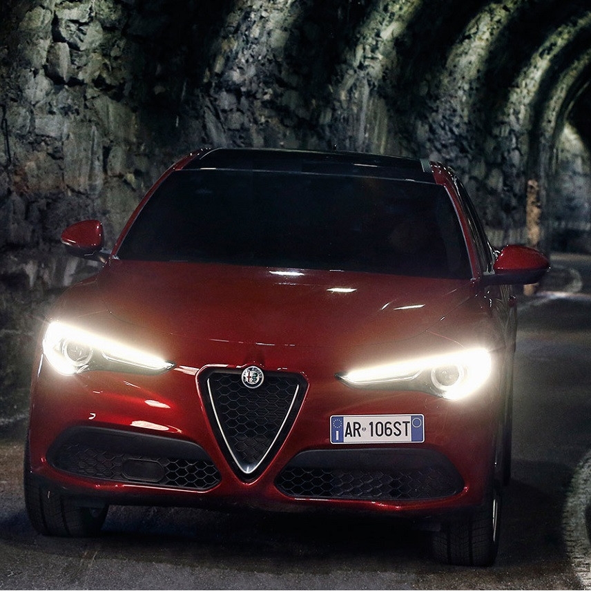 Lumini si faruri Alfa Romeo