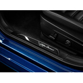 Protectie praguri carbon Alfa Romeo Giulia fata cod 0050547076