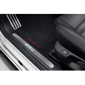 50903323_Kick plate (kit 2 front pieces) with illuminuteated alfa romeo logo_GIULIETTA